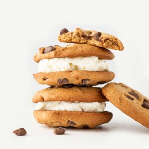 Cookies with ice cream